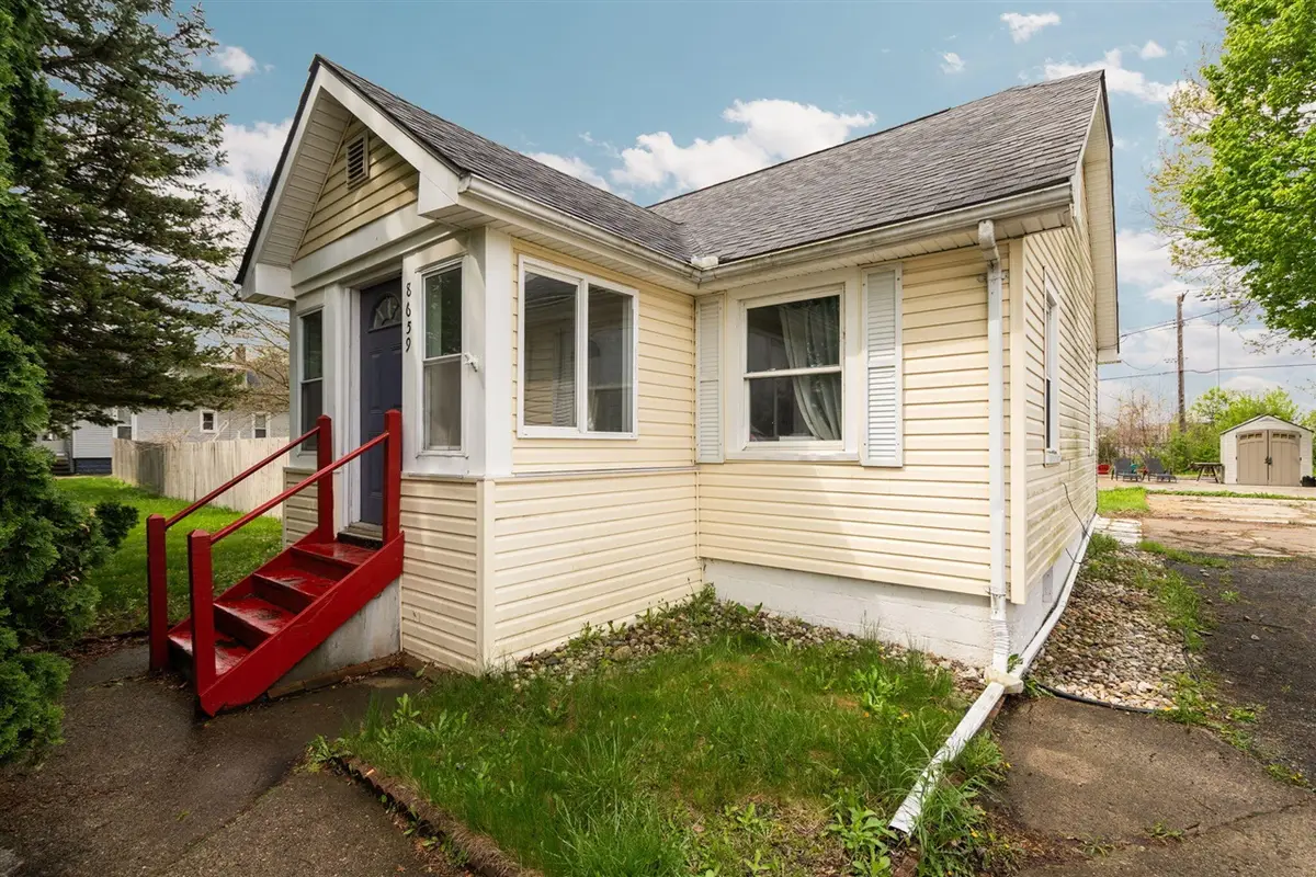 8659 N Canton Center, Canton, MI 48187 - #1