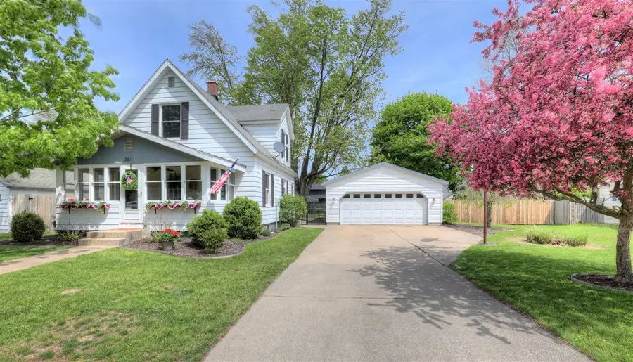 241 Woodward, Zeeland, MI 49464 - #2