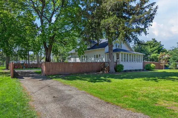 1536 E Nickerson, Benton Harbor, MI 49022