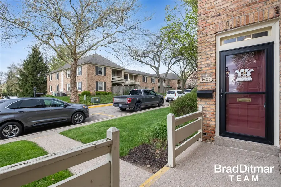 2436 Abbington, Grand Rapids, MI 49506 - #2
