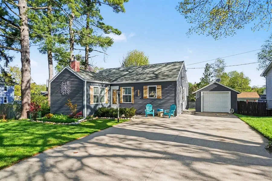 517 E Marshall, Hastings, MI 49058 - #3