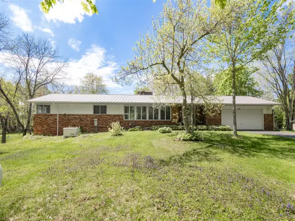 220 26th, Allegan, MI 49010