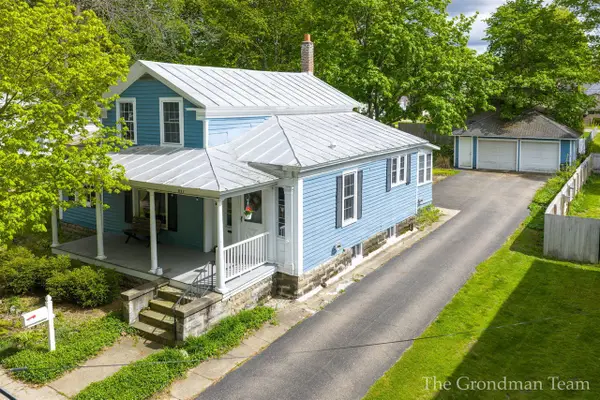 417 Monroe, Allegan, MI 49010