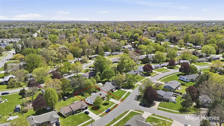 6846 Aleda, Grand Rapids, MI 49508 - #3