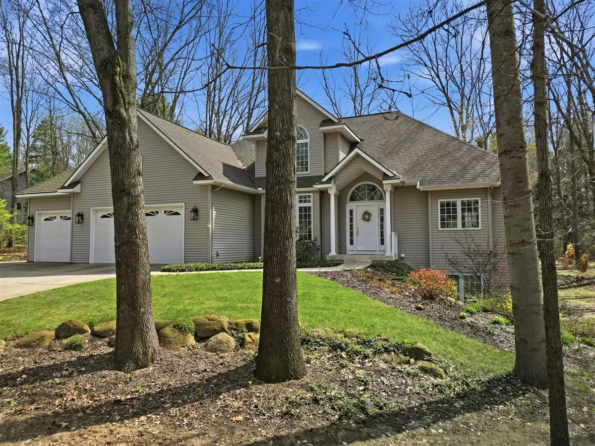 5859 Dix, Belmont, MI 49306 - #1