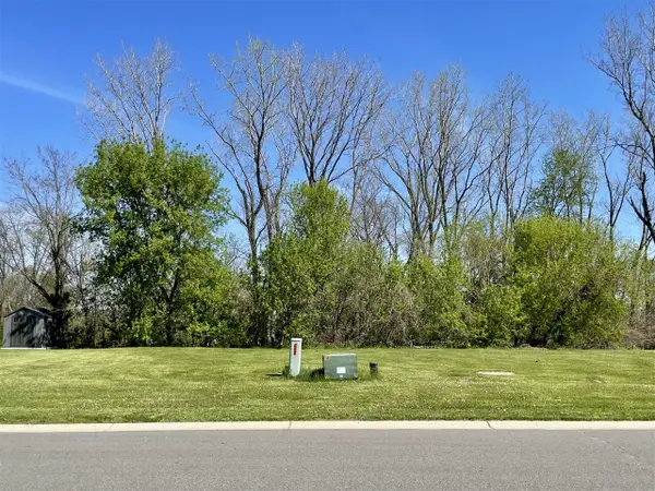 349 Creekside, Coopersville, MI 49404