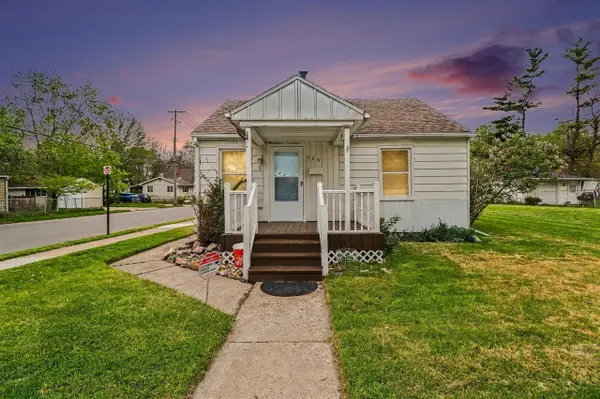 466 W Maxlow, Hazel Park, MI 48030