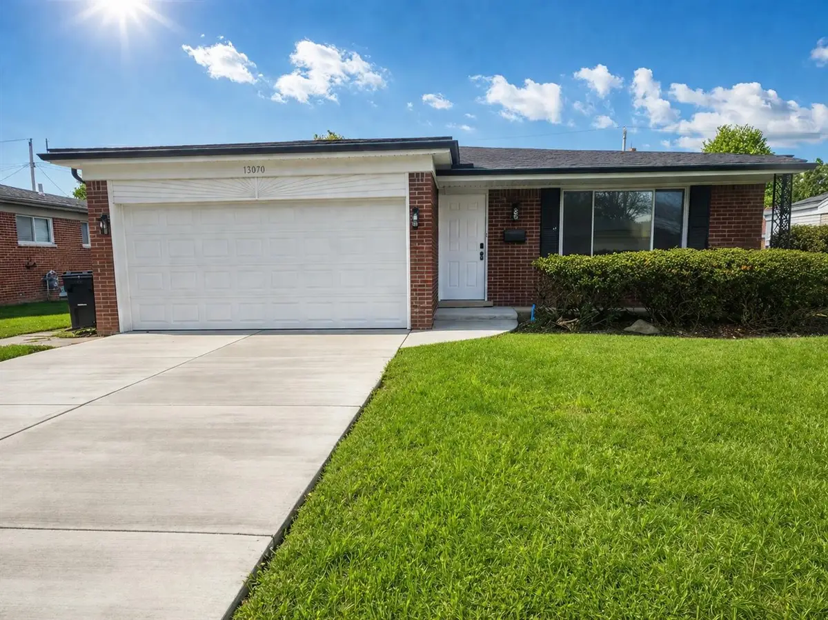 13070 Picadilly, Sterling Heights, MI 48312 - #1