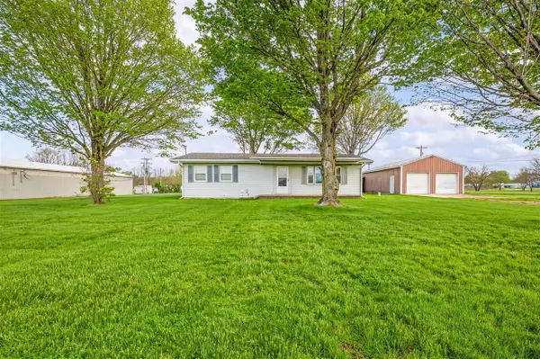 27532 May, Edwardsburg, MI 49112