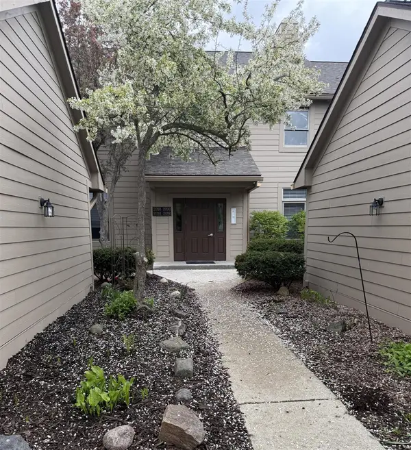2098 Bent Trail, Ann Arbor, MI 48108