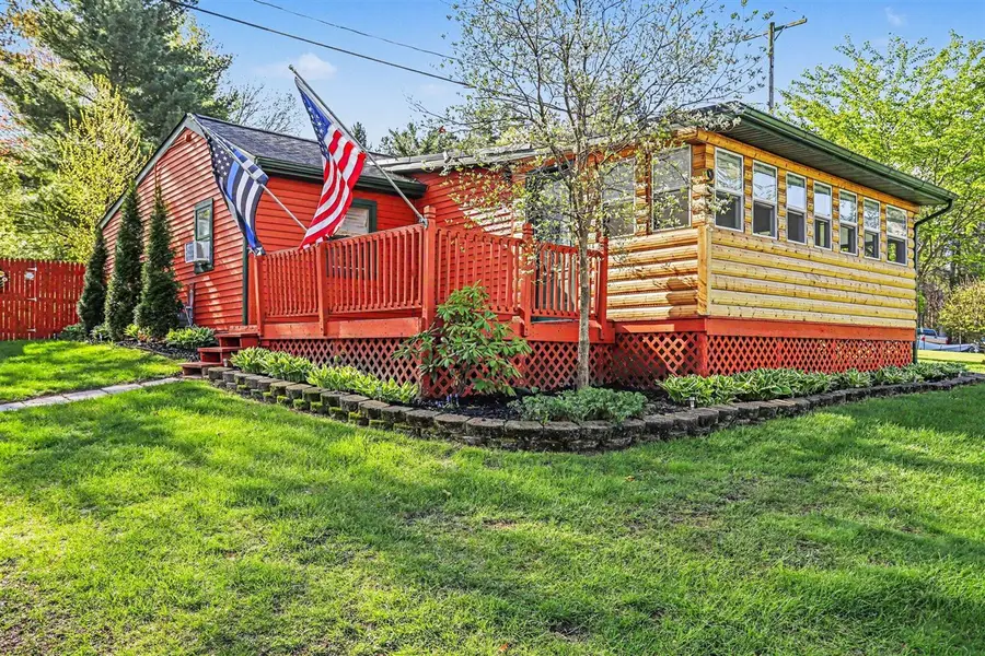 994 Ottney, Jackson, MI 49201 - #2