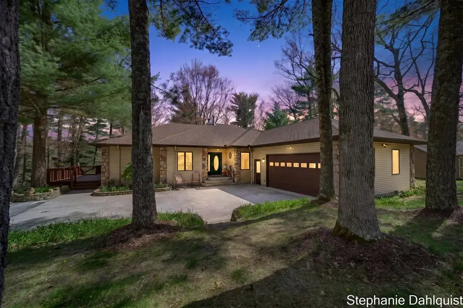 9160 Mill Pond, Whitehall, MI 49461 - #3