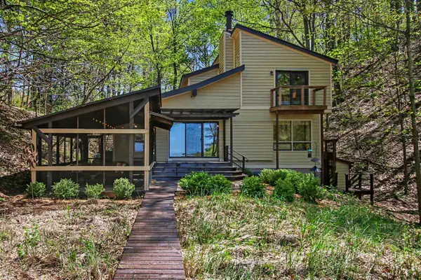 38270 Blue Star, Covert, MI 49043
