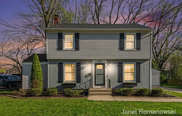 2126 Englewood, Grand Rapids, MI 49506