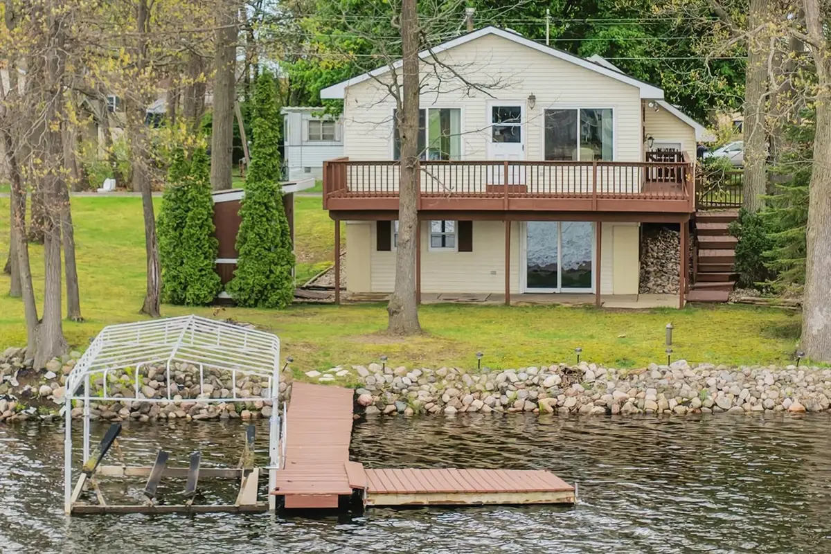 59036 Lakeshore, Colon, MI 49040 - #1