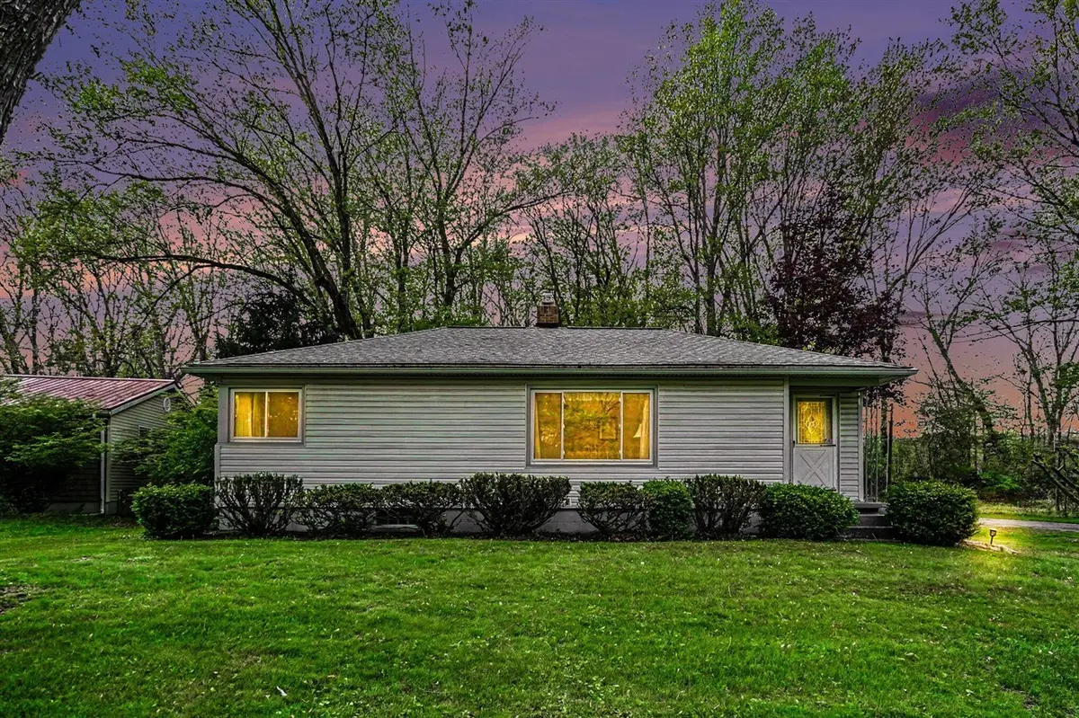 315 Marcelletti, Paw Paw, MI 49079 - #1