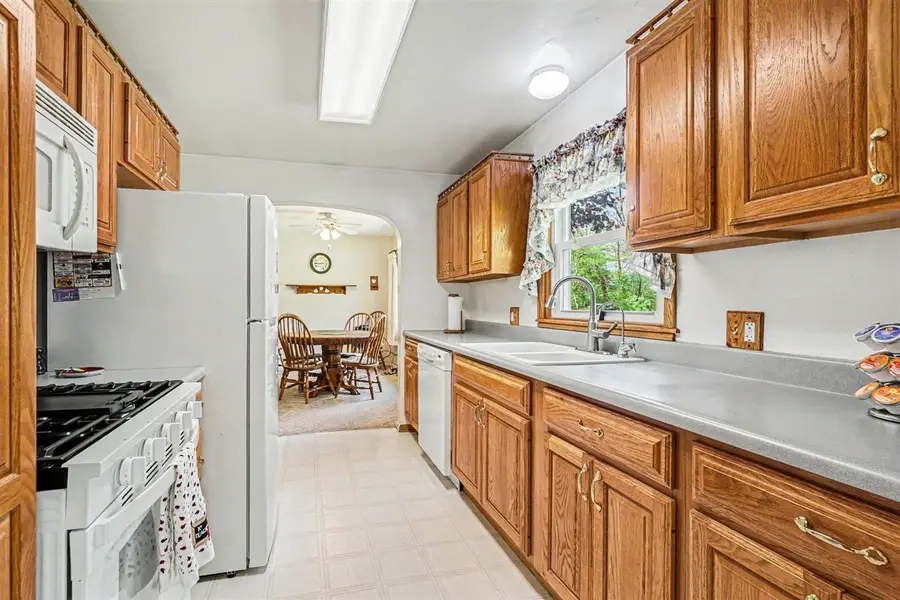 315 Marcelletti, Paw Paw, MI 49079 - #3
