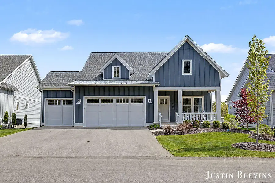 4297 Riverlands, Grand Rapids, MI 49525 - #2