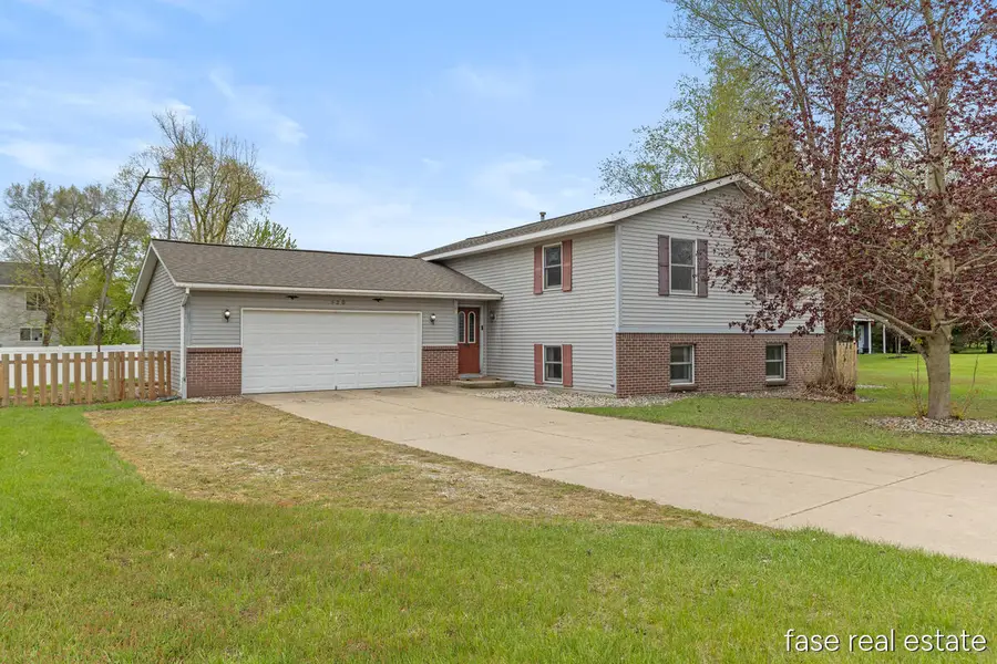 320 Maizie, Sparta, MI 49345 - #2