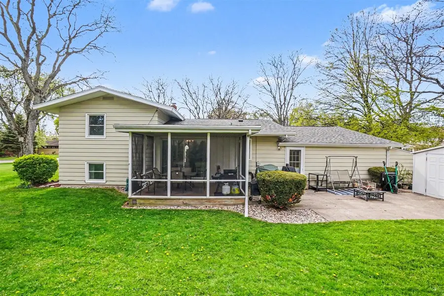 408 Cherokee, Fremont, MI 49412 - #3