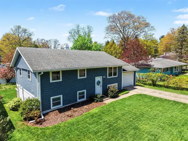 1250 Monroe, South Haven, MI 49090