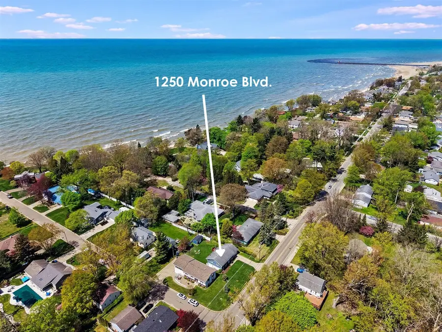 1250 Monroe, South Haven, MI 49090 - #3