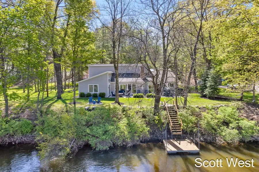2909 Cascade Springs, Grand Rapids, MI 49546 - #3