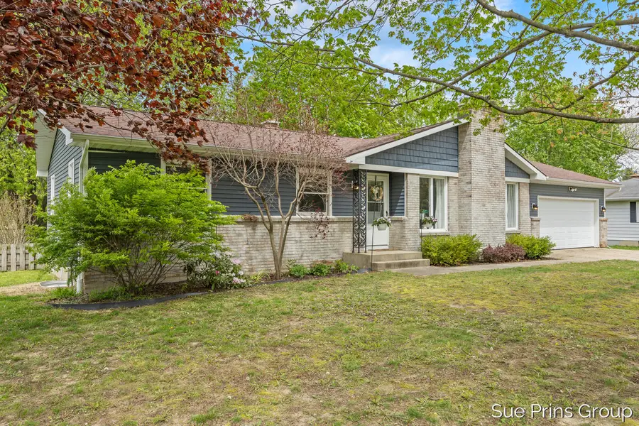 2595 Rosewood, Jenison, MI 49428 - #2