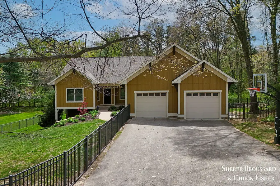 2975 Bird, Grand Rapids, MI 49525 - #2
