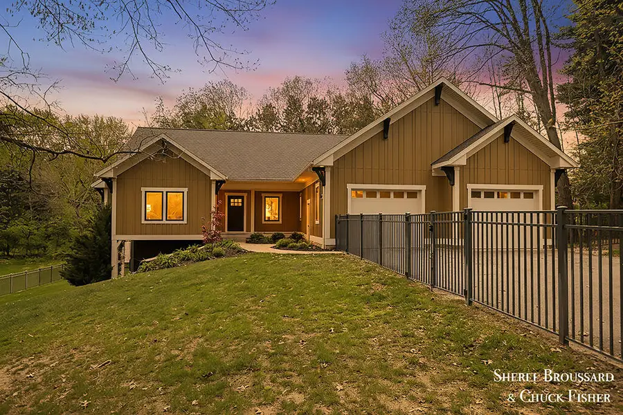 2975 Bird, Grand Rapids, MI 49525 - #3