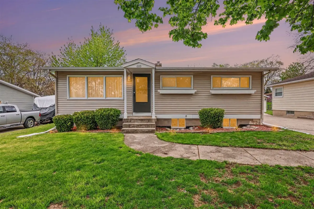 600 Saint Clair, Grand Rapids, MI 49534 - #1