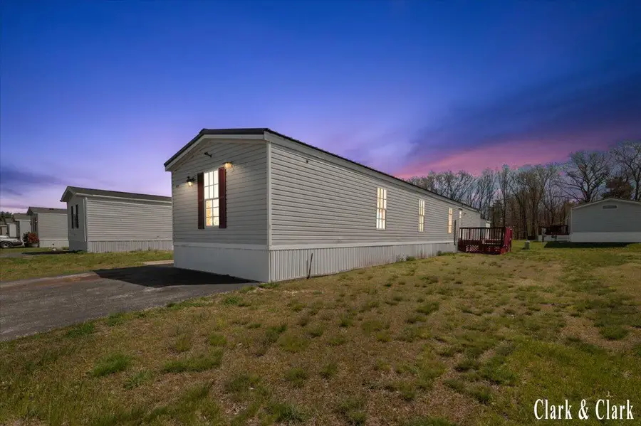 634 S Bluegill, Newaygo, MI 49337 - #2