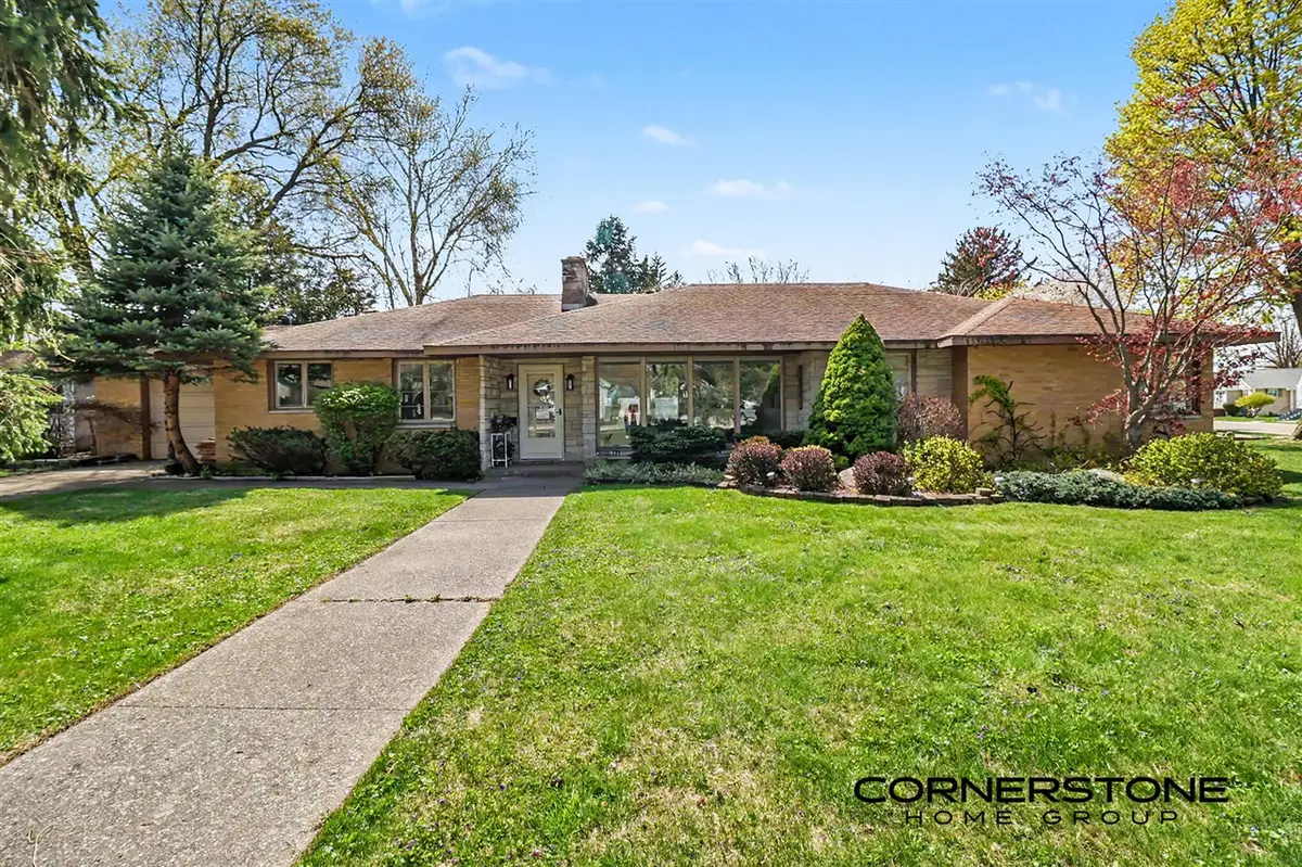 209 Franklin, Ludington, MI 49431 - #1