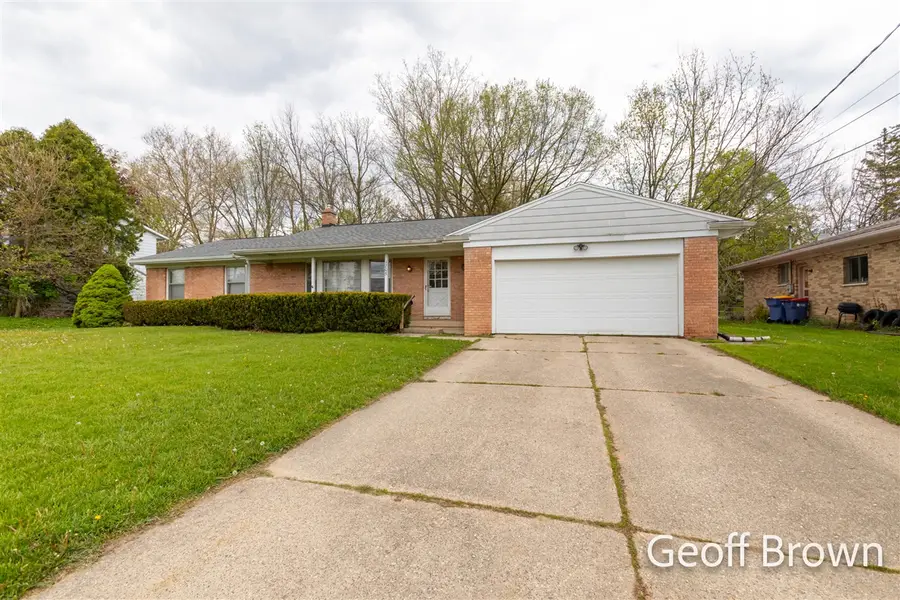 1705 Kendall, Grand Rapids, MI 49508 - #2