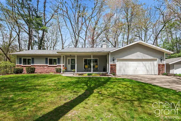 3047 Rogue Hollow, Belmont, MI 49306