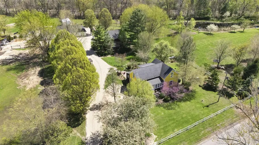 11971 S Hildebrandt, Sawyer, MI 49125 - #2