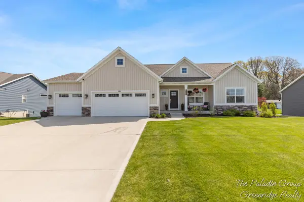 9404 Shoreway, West Olive, MI 49460