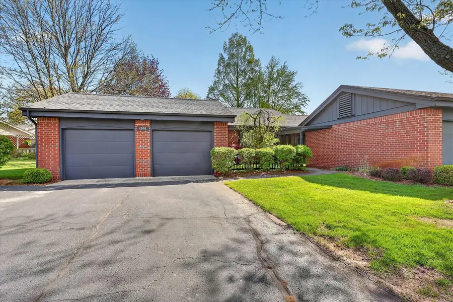 1308 Suncrest #69, Grand Rapids, MI 49525 - #3
