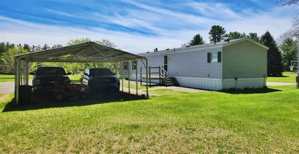 4067 E 20th, White Cloud, MI 49349