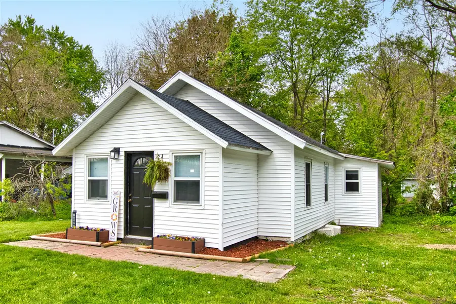 1020 N 8th, Niles, MI 49120 - #2