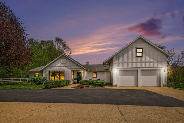460 92nd, Byron Center, MI 49315