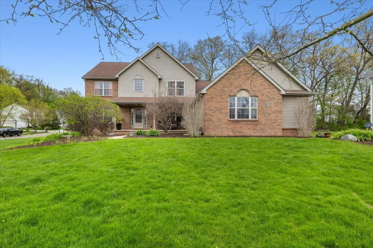9783 Viewcrest, Howell, MI 48843 - #1