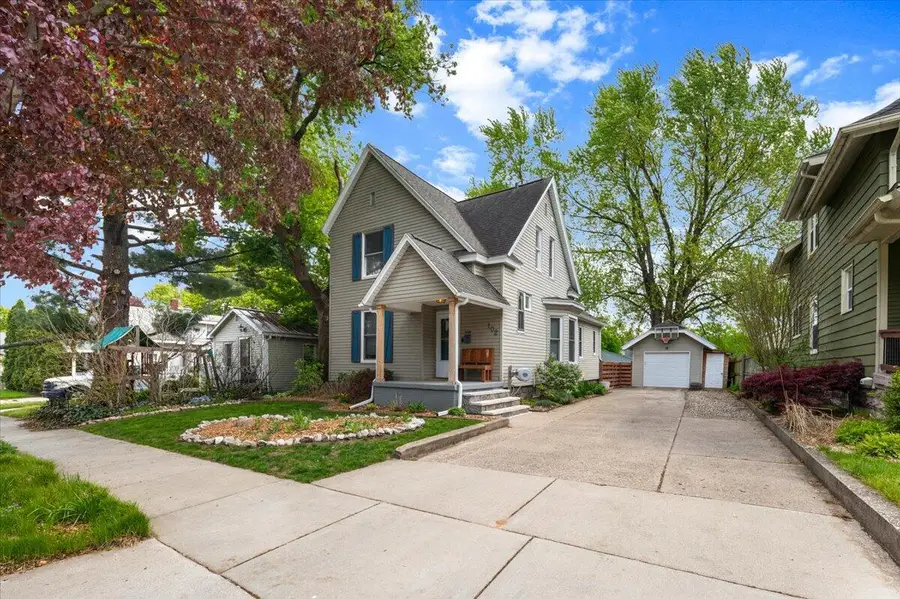 102 Bowne, Grand Rapids, MI 49505 - #2
