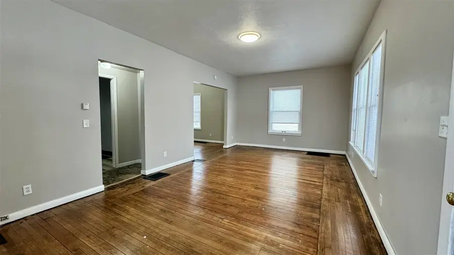 843 Prince, Grand Rapids, MI 49507 - #3