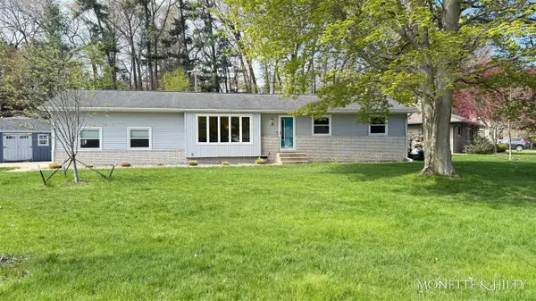 1847 Ritter Hills, Norton Shores, MI 49441