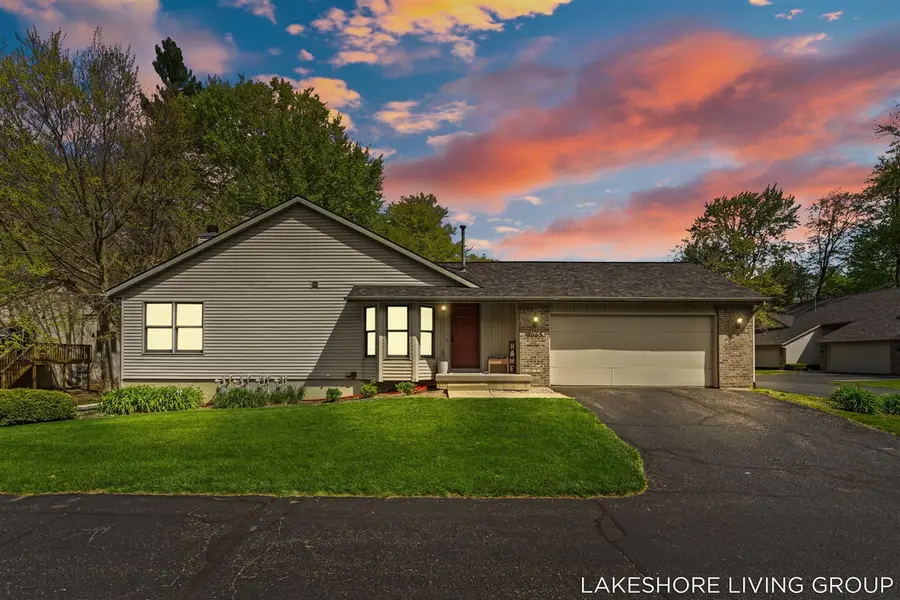 1065 Superior, Holland, MI 49424 - #2