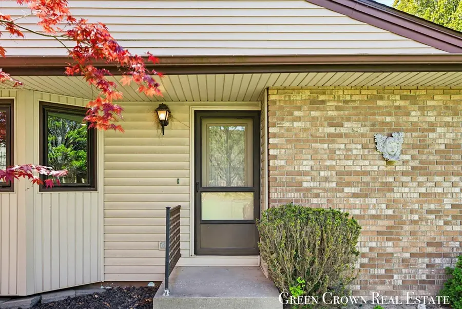 580 Gardenview, Byron Center, MI 49315 - #3