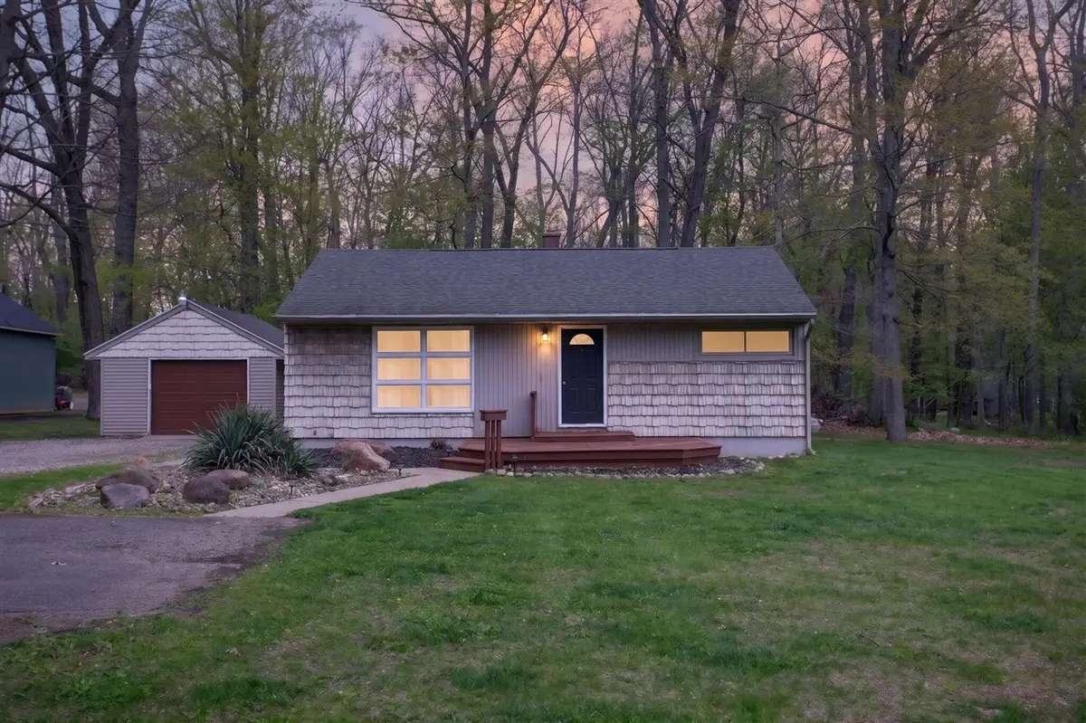3410 Carlton, Jackson, MI 49203 - #1