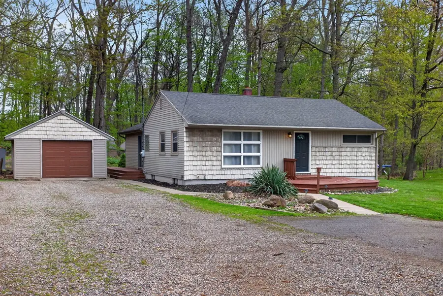 3410 Carlton, Jackson, MI 49203 - #2