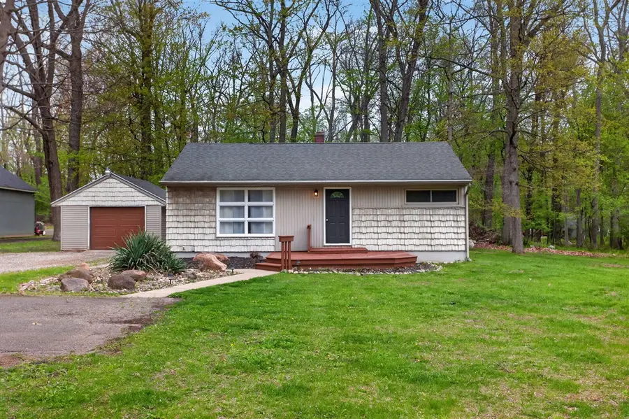3410 Carlton, Jackson, MI 49203 - #3